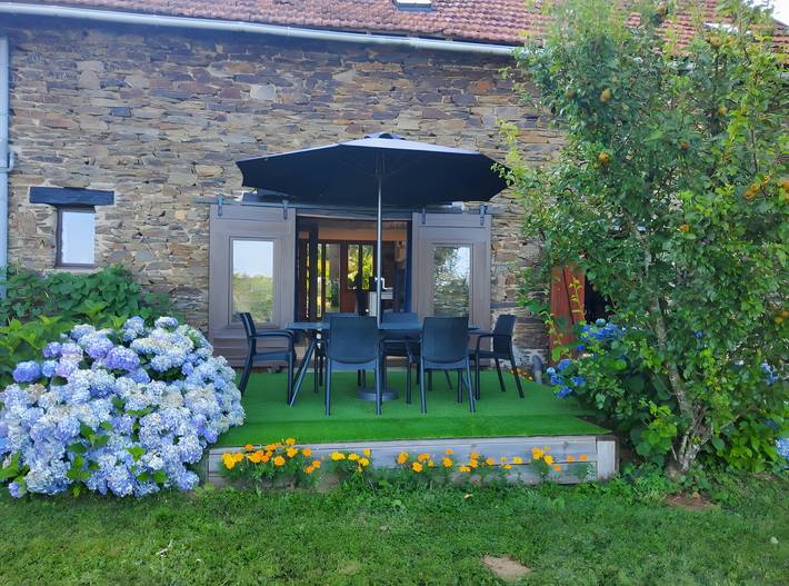 Gîte pour 8 personnes, avec jardin