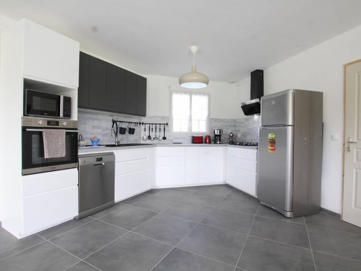 Gîte pour 6 personnes, avec jardin à Pirou - 3