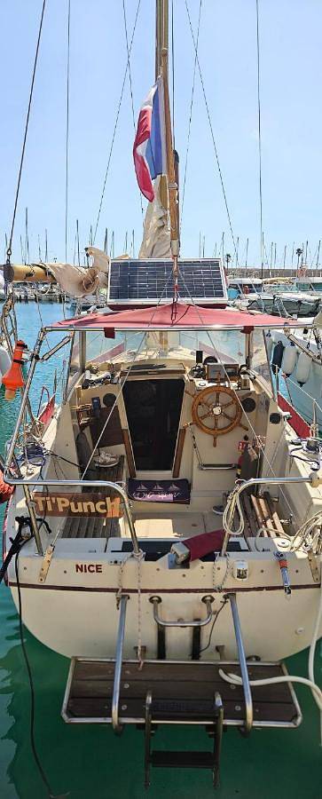 Bateau pour 2 personnes, avec vue et terrasse dans Port Du Sylva Maris Eze - 3