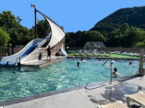 Camping für 4 Personen in Cantal