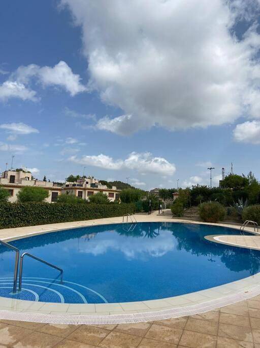 Gîte pour 4 personnes, avec Terrasse et Jardin ainsi que Bassin pour enfant et Piscine à Calasparra