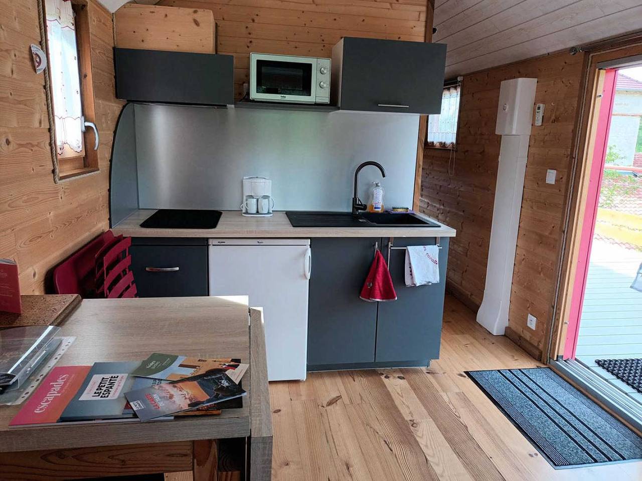 Gîte für 2 Personen mit Terrasse in Castelnau-de-Montmiral, Albi und Umgebung