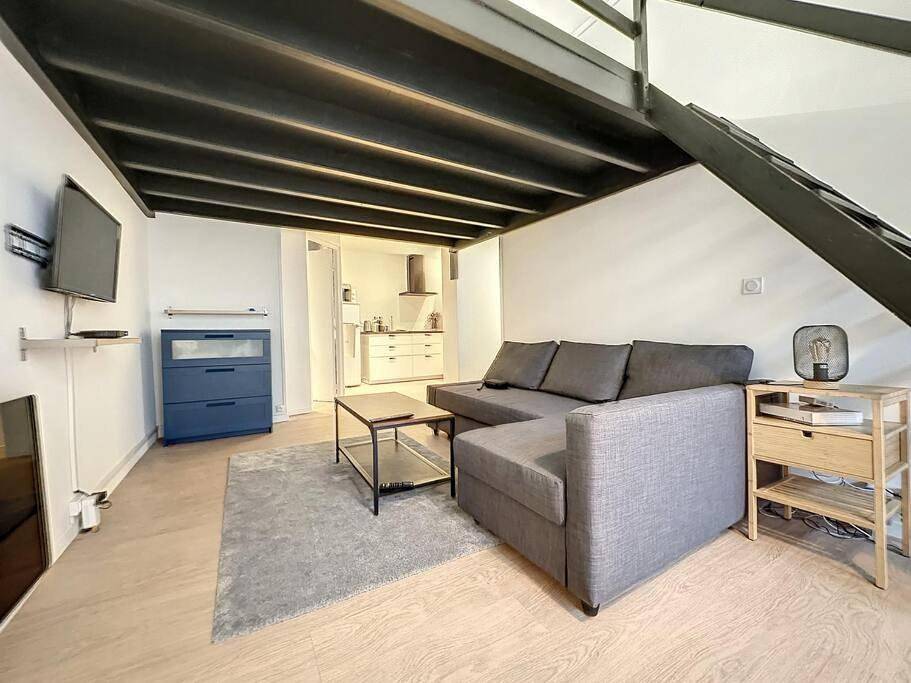Appartement entier, La Suite Duhamel - Au pied de la Gare - Au Calme in Rennes, Région de Rennes