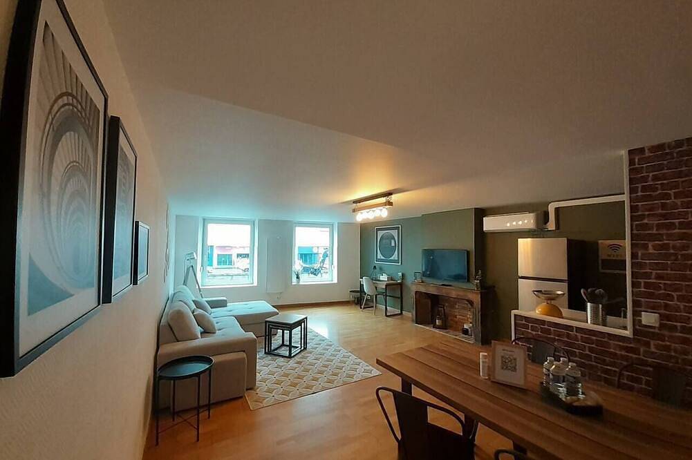 Ganze Wohnung, Le Pinaud - One-Bedroom Apartment in Downtown Epinal in Épinal, Épinal und Umgebung