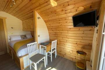 Static Caravan for 2 People in Highlands, Scotland, Photo 4