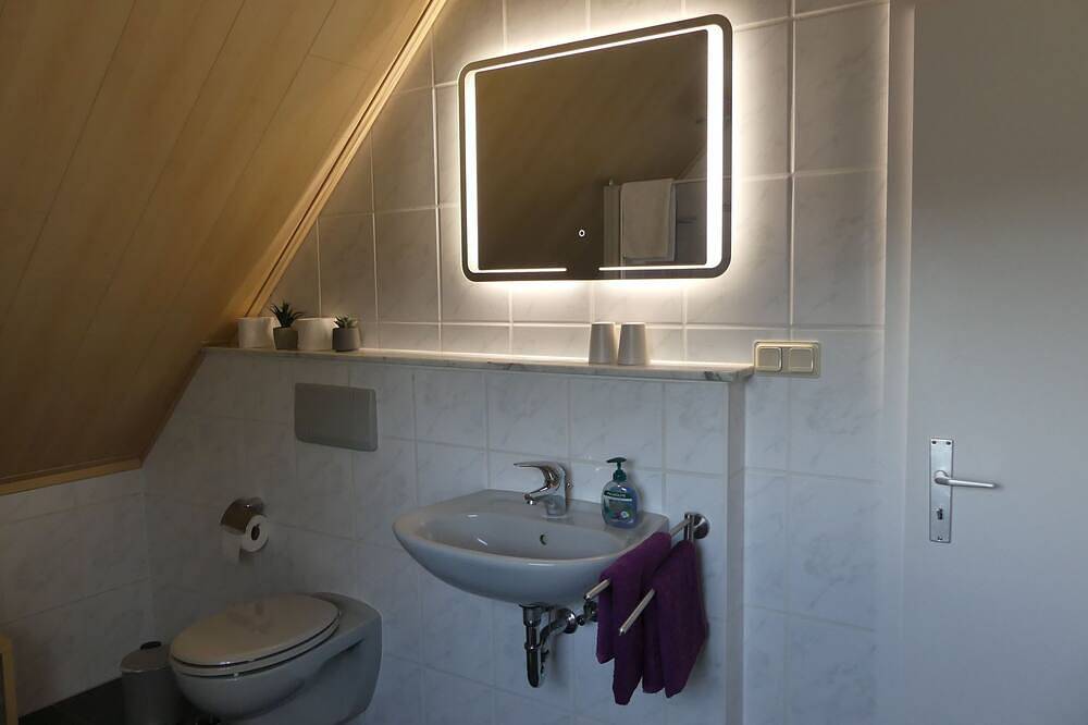 Ganze Wohnung, Ferienwohnung Bramwaldblick mit 2 Schlafzimmern in Hann. Münden, Weserbergland