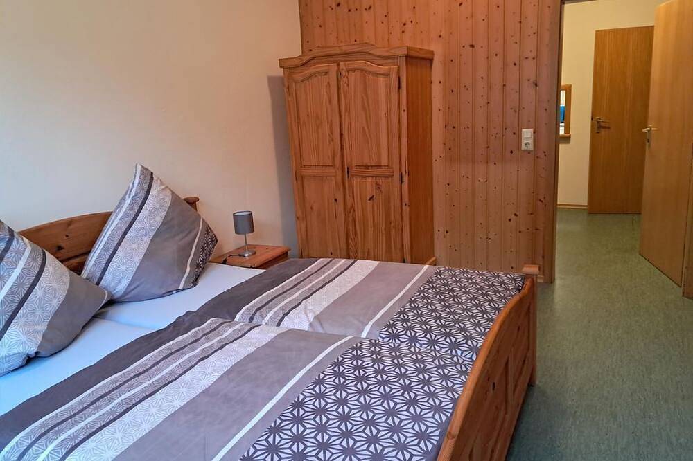 Wanderheim Petersbächel - Ferienhaus, Dusche und Bad, Wc, 3 Schlafräume in Fischbach bei Dahn, Landkreis Südwestpfalz