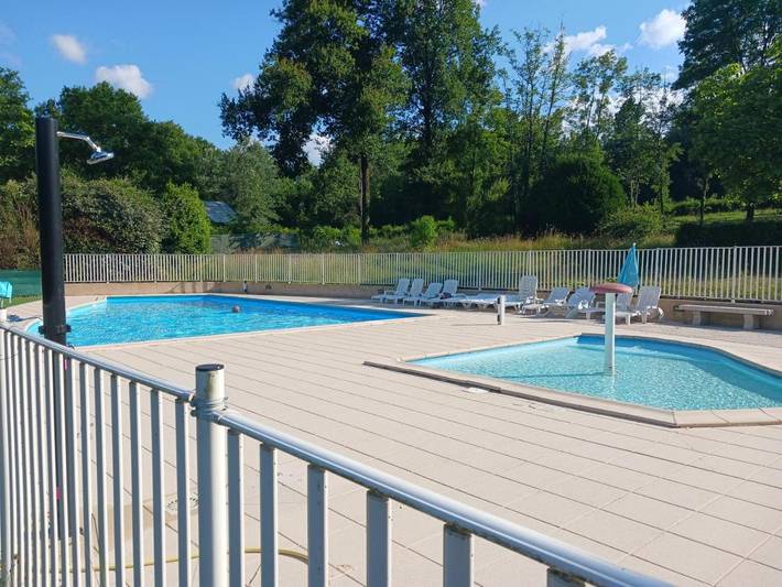 Location de vacances pour 6 personnes, avec terrasse et piscine à Thiviers - 3