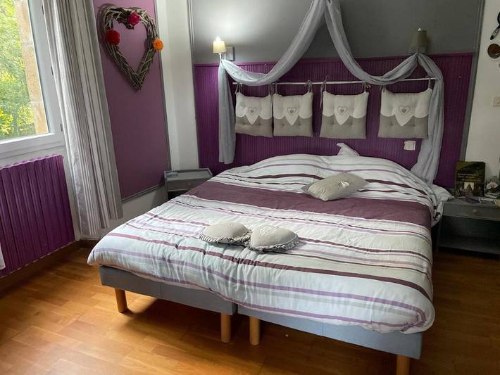 Chambre d’hôte pour 2 personnes, avec vue ainsi que jardin et sauna, adapté aux familles