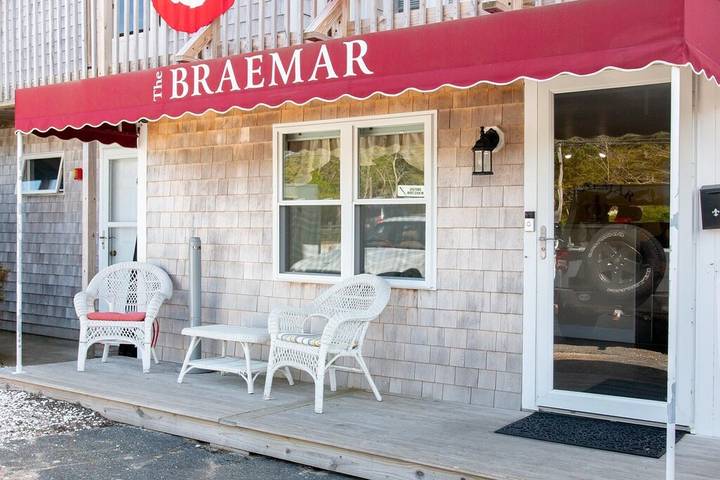 Vacation rental for 3 people, with terrace and pool in Truro (MA)