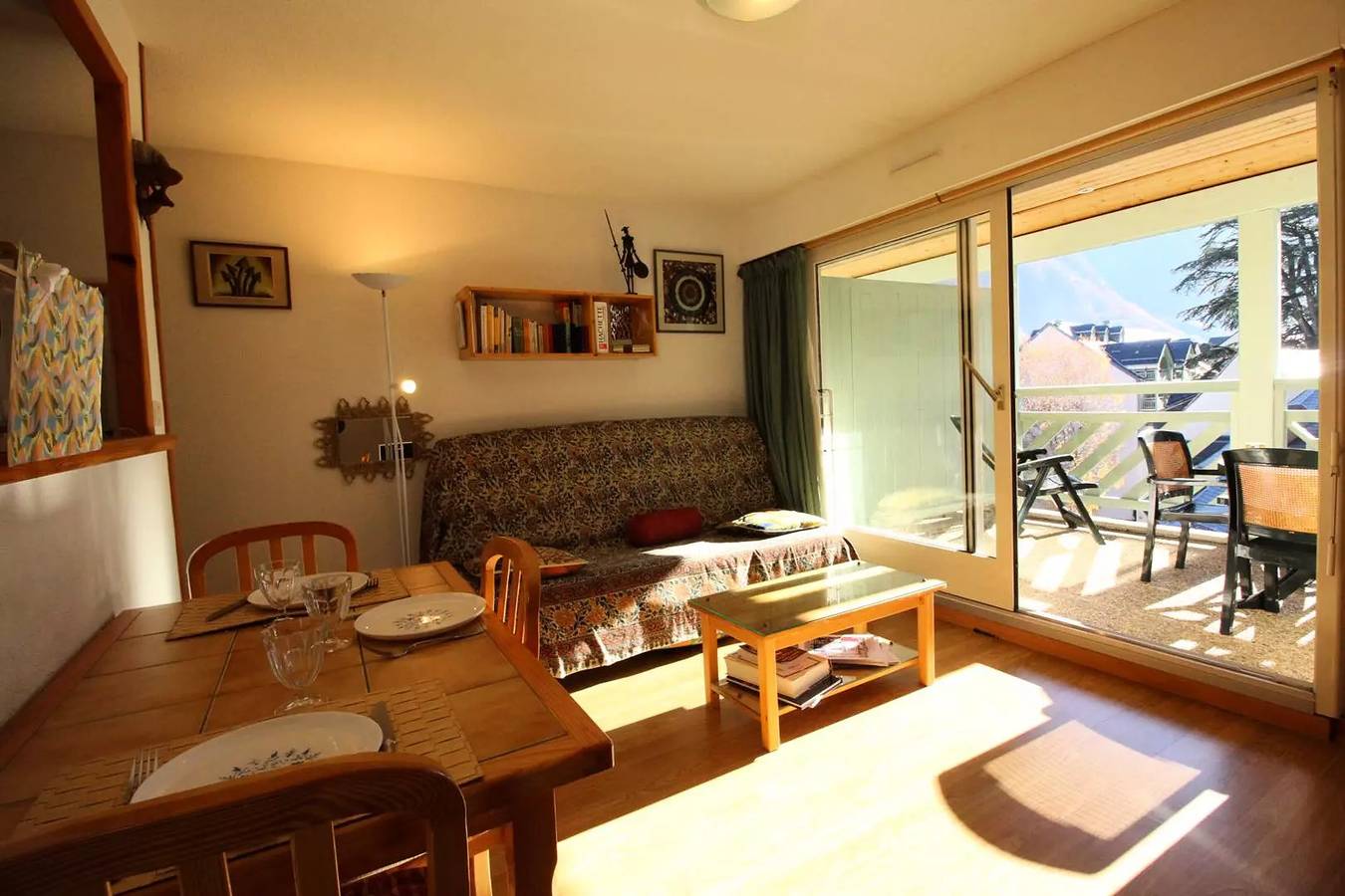 Appartement entier, Luchon Proche Thermes Appart Pour 2 Pers - Balcon Sud - Parking - Ll in Luchon-Superbagnères, Bagnères-de-Luchon