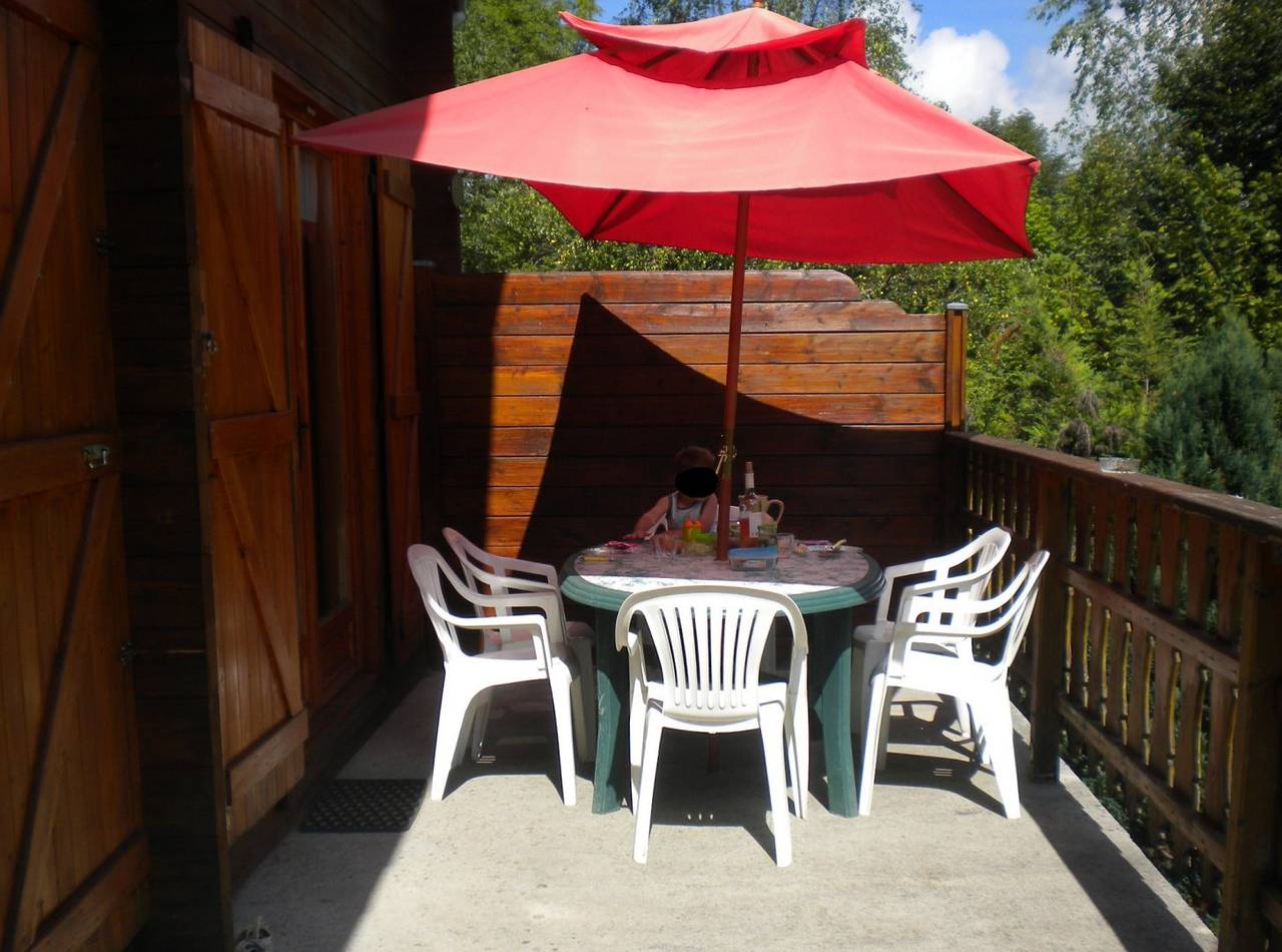 Le Chalet des deux lacs (lac à 800 m) in Étival (Jura), Parc naturel régional du Haut-Jura