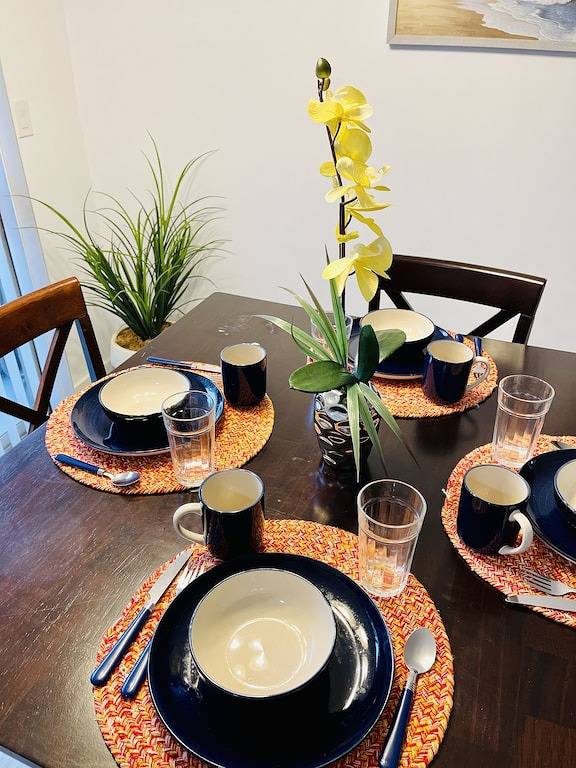 Vacation rental for 2 people, with balcony, with pets in West Los Angeles