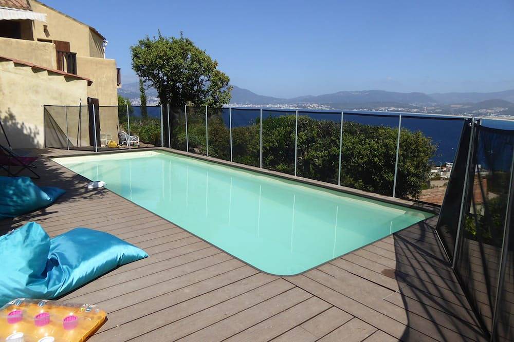 Villa à Porticcio avec piscine et vue exceptionnelle sur le golfe in Porticcio, Grosseto-Prugna