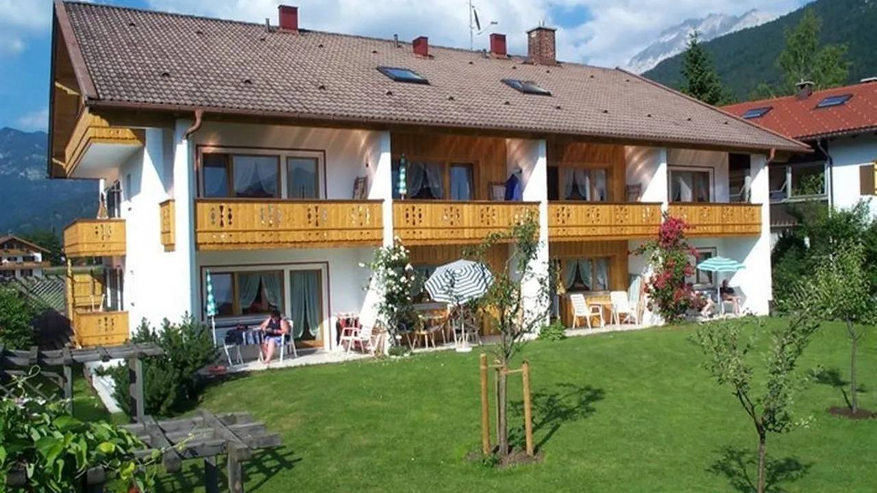 Ganze Ferienwohnung, Ferienwohnung für 2 Personen (30 m²) in Mittenwald in Mittenwald, Bayerische Alpen