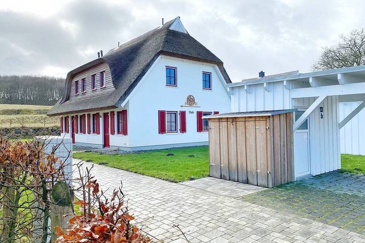 Ferienhaus für 4 Personen, mit Terrasse und Garten in Lohme