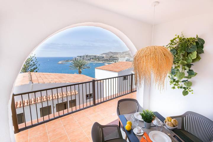 Gîte pour 2 personnes, avec terrasse et piscine dans Patalavaca - 2