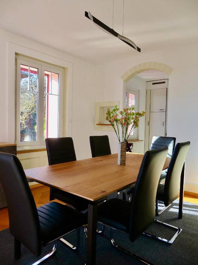 Gîte pour 6 personnes, avec vue sur le lac et vue ainsi que jardin et balcon à Neuchâtel - 3