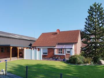Ferienwohnung für 5 Personen, mit Garten und Terrasse, kinderfreundlich in Weener