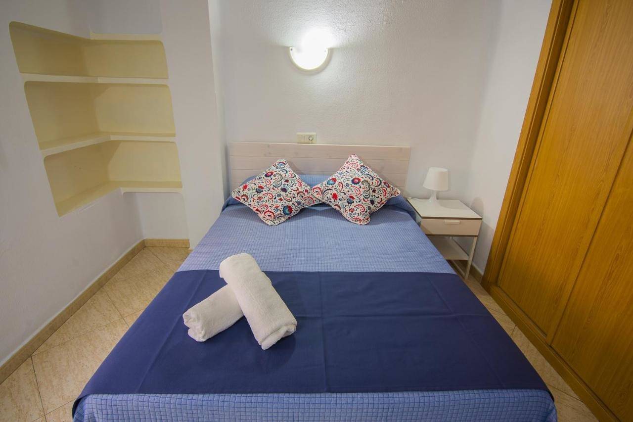 Double Room - Single Use with Shared Bathroom in Torremolinos Centre, Torremolinos