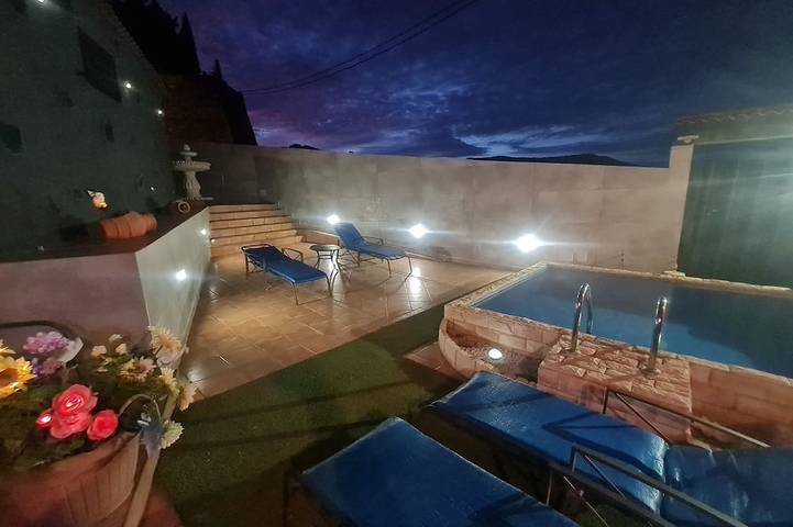 Casa rural para 4 personas, con jardín y terraza en Telde