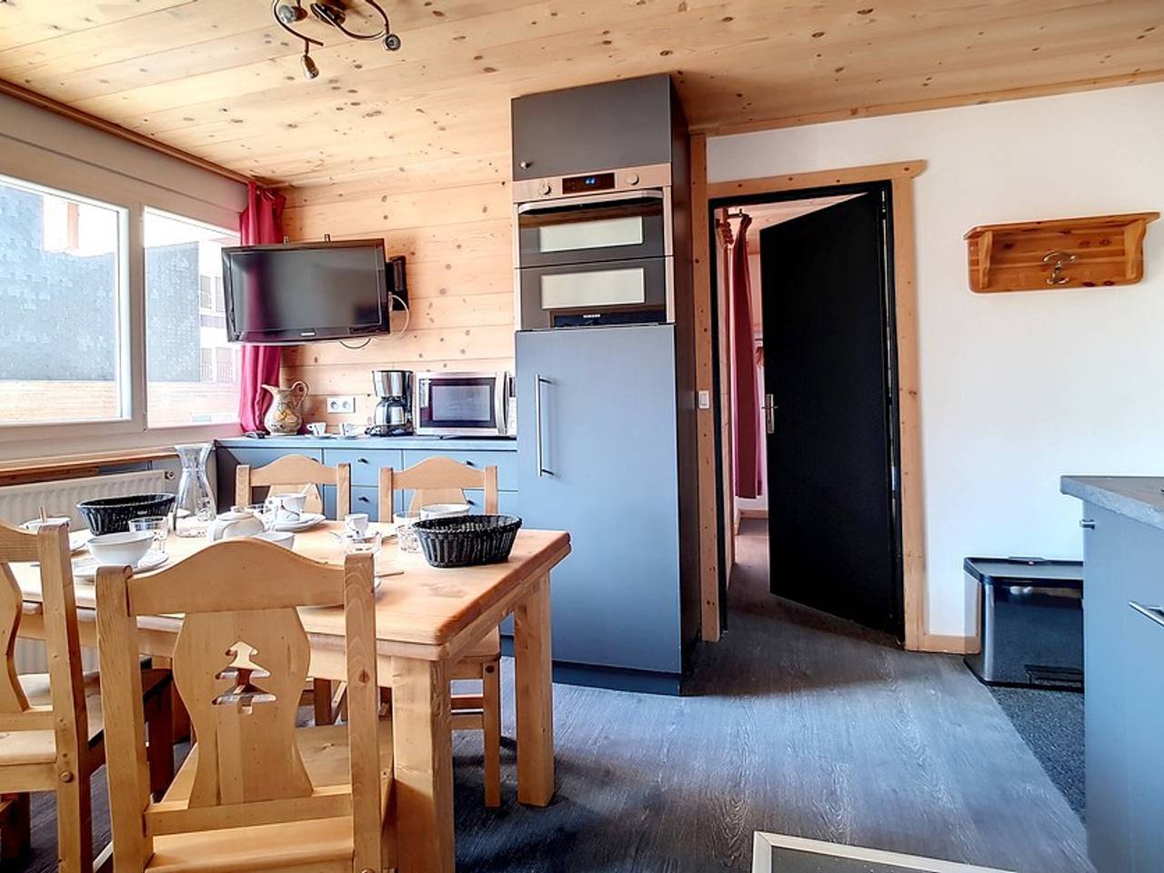 Ganze Wohnung, Renoviertes Apartment · Ski-in/Ski-out · 6 Personen · 2 Flocons Argent in Les Menuires, Saint-Martin-de-Belleville