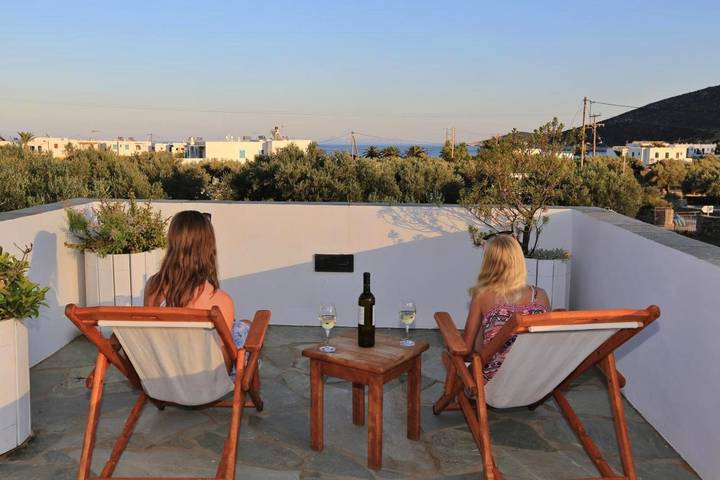 Location de vacances pour 2 personnes, avec jardin, adapté aux familles dans Platis Gialos Sifnos - 3