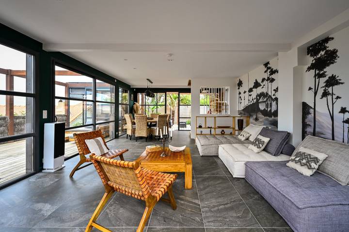 Location de vacances pour 8 personnes, avec piscine et jardin, animaux acceptés à La Plaine-sur-Mer - 2