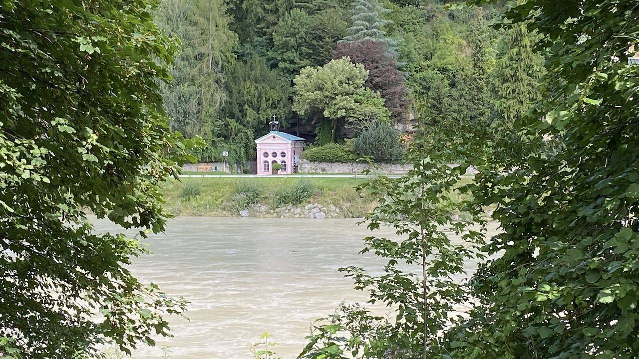 Entire holiday apartment, Ferienwohnung für 2 Personen (63 m²) in Laufen in Laufen, Berchtesgadener Land