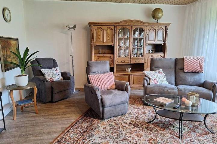 Ferienhaus für 4 Personen, mit Garten und Terrasse in Zwischenahner Meer