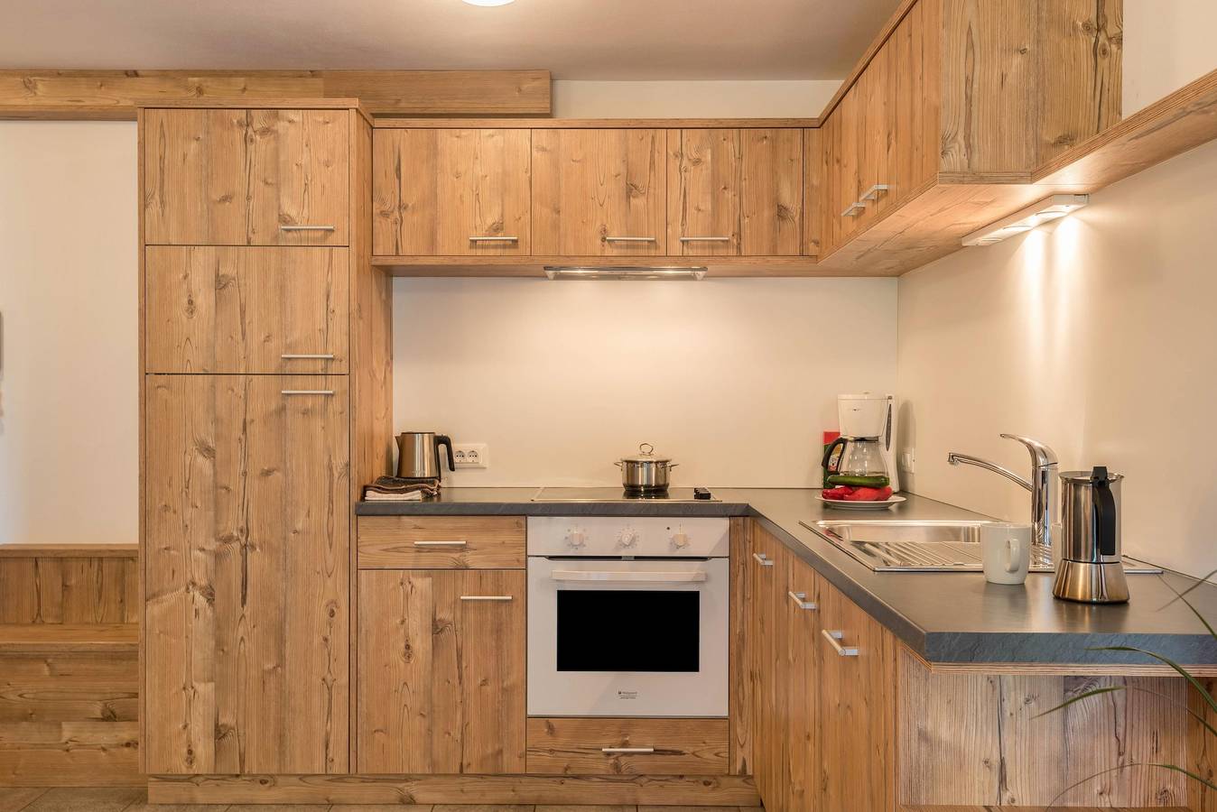 Entire apartment, Apartment "Unterspisserhof App Sonnenblume" with Mountain View, Garden & Wi-Fi in Sankt Peter Tal, Lajen