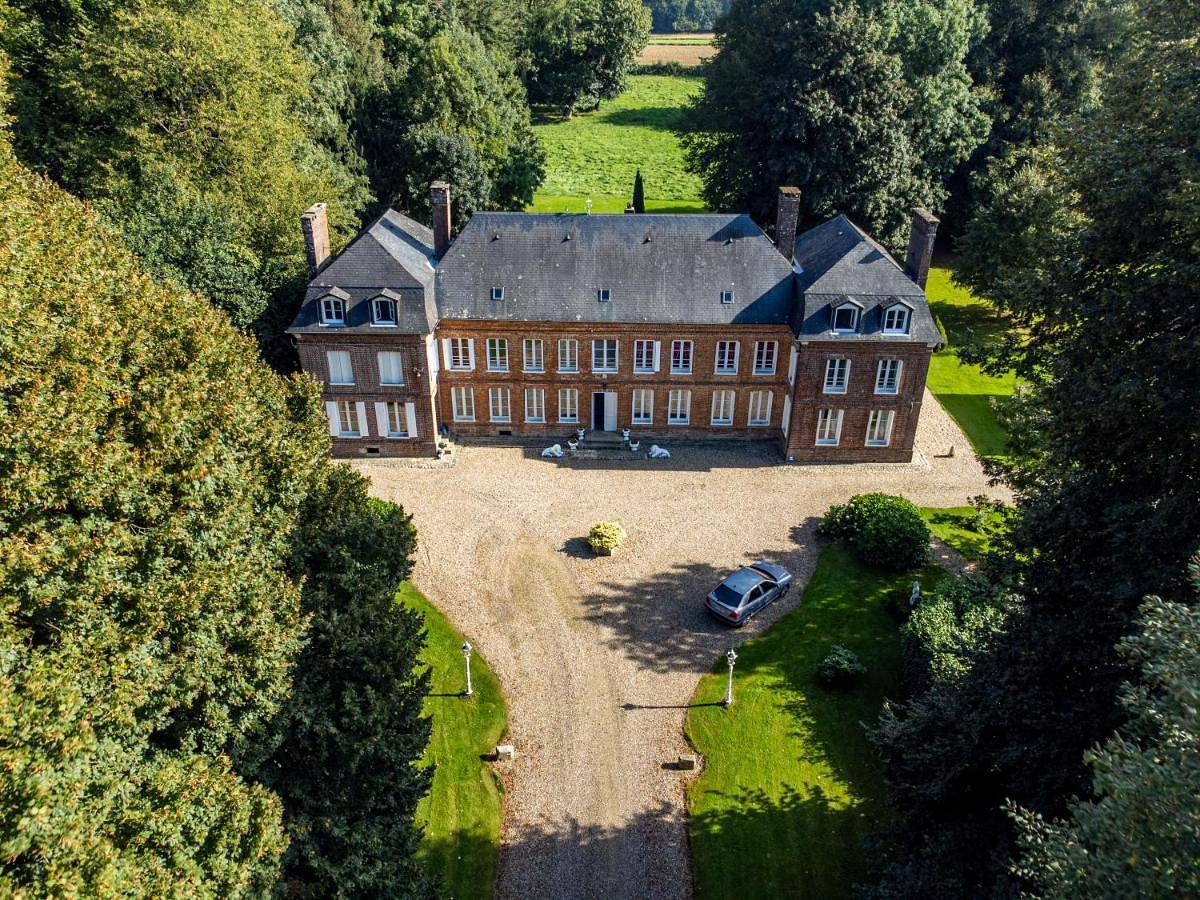 Chateau De Grosfy in Hugleville-en-Caux, Région de Dieppe