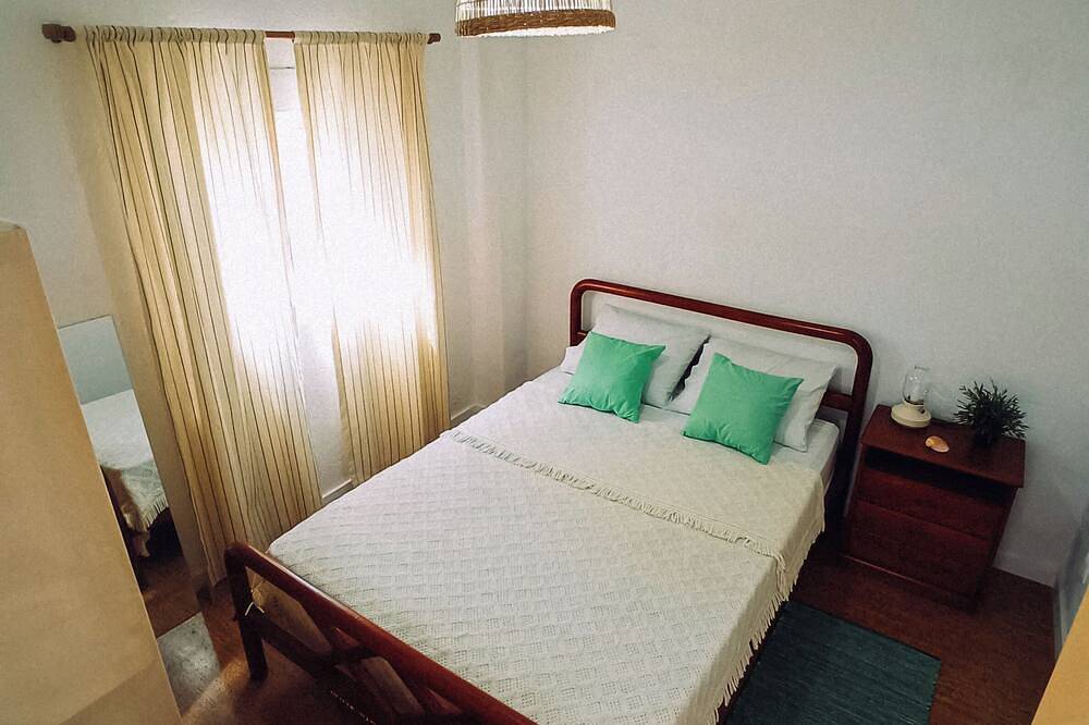 Ganze Wohnung, Complete studio on a farm with animals. Just 20 minutes from Lisbon! in Montijo, Halbinsel von Setúbal