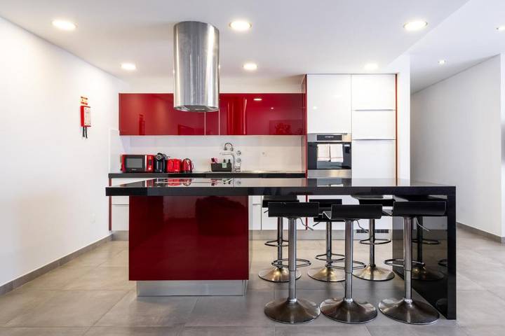 Gîte pour 8 personnes, avec balcon ainsi que piscine et vue à Baleal - 2