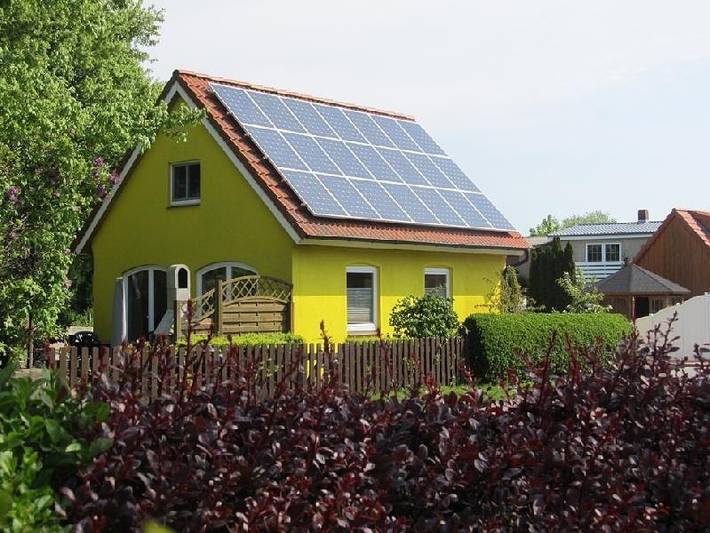 Ferienhaus für 4 Personen, mit Terrasse und Garten