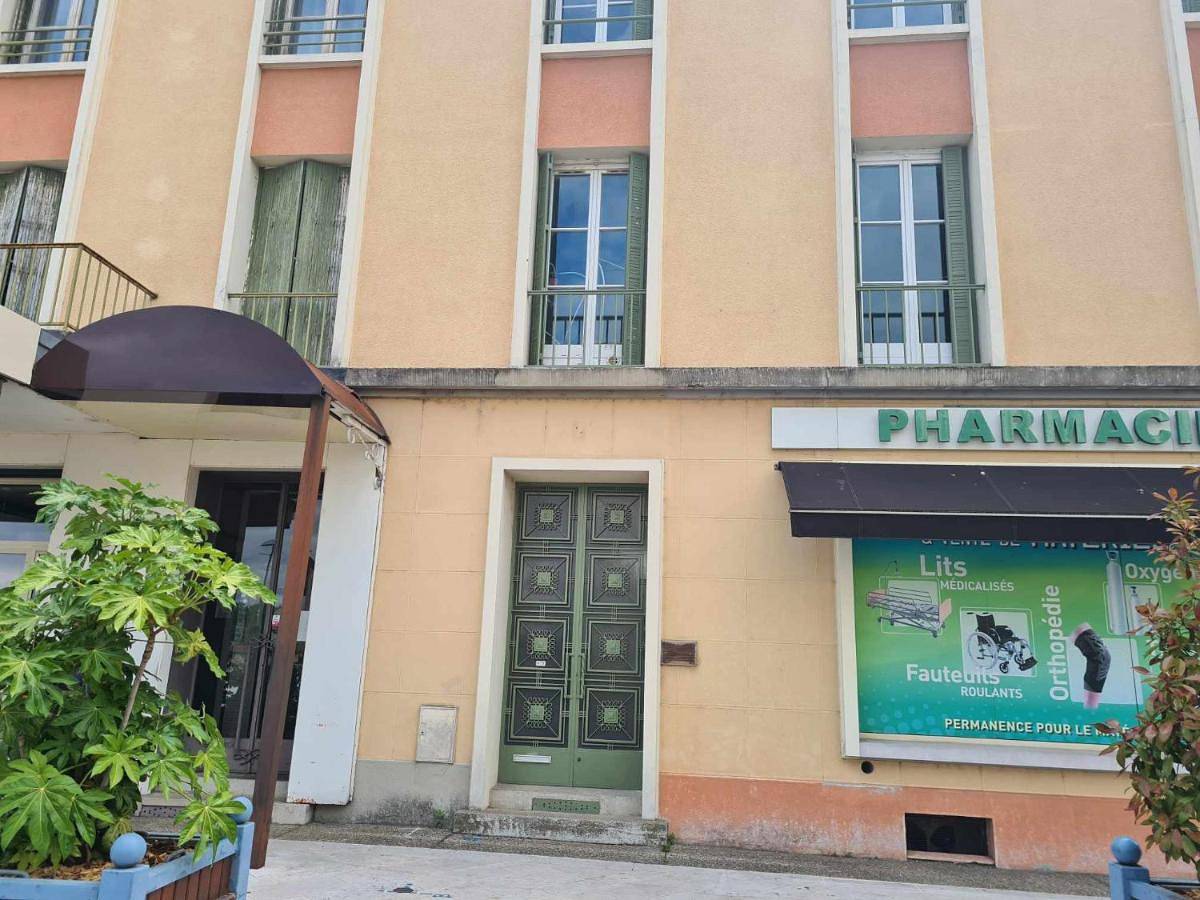Appartement entier, Double Room in Bourg-de-Péage, Région de Valence