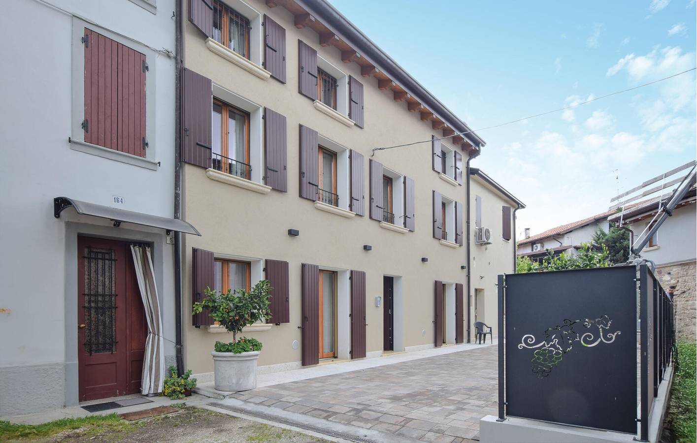 Hel ferielejlighed, Ferielejlighed for 4 personer in Peschiera del Garda, Garda-Fjellene