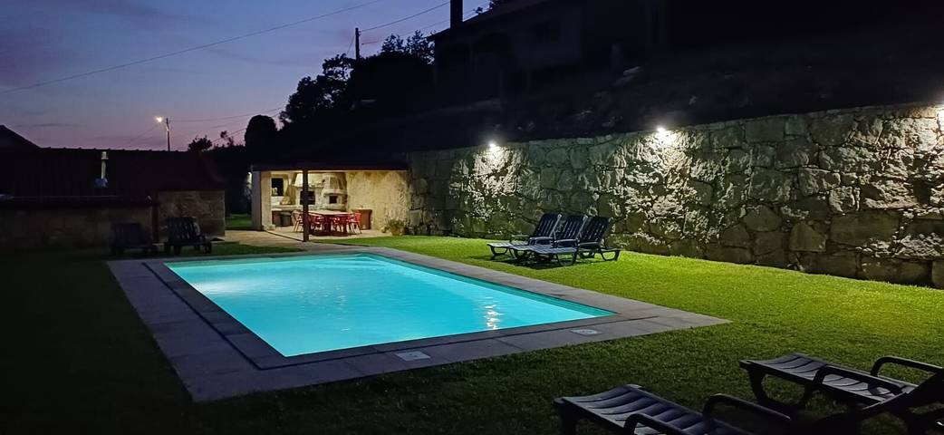 Holiday Home 'Casa Das Regadas - Ponte De Lima' with Mountain View, Wi-Fi and Air Conditioning in Calheiros, Viana do Castelo District