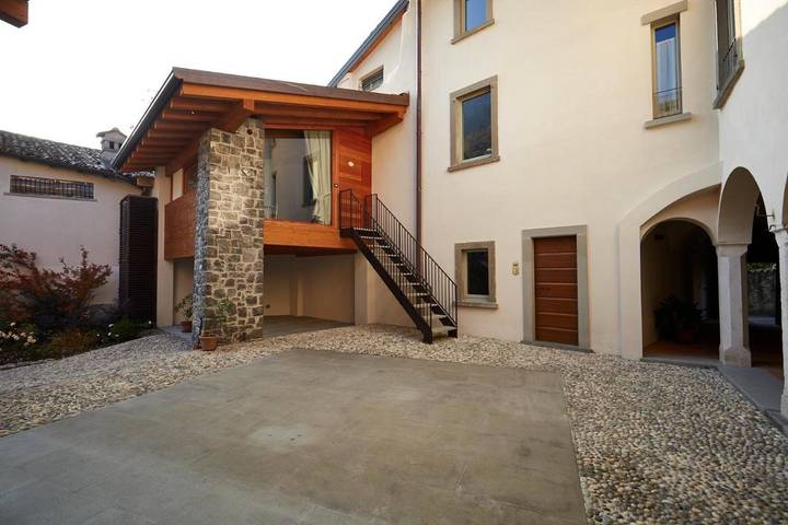 Location de vacances pour 2 personnes, avec vue et vue sur le lac à Monasterolo del Castello - 4