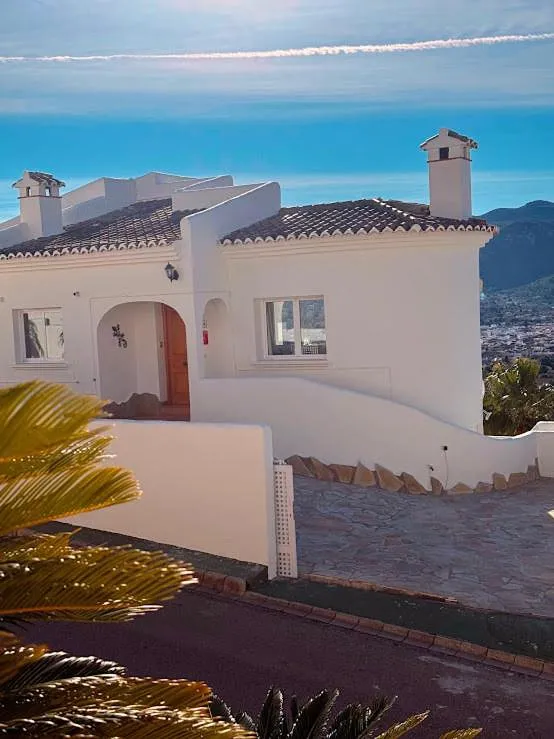 Casa de vacaciones para 7 personas, con vistas además de piscina y jardín, Familias con niños - 1