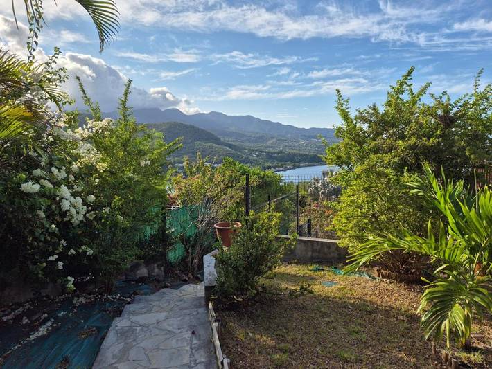 Location de vacances pour 6 personnes, avec jardin et vue dans Plage de Malendure - 4