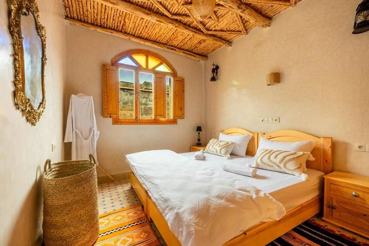 Chambre d’hôte pour 2 personnes, avec vue et terrasse