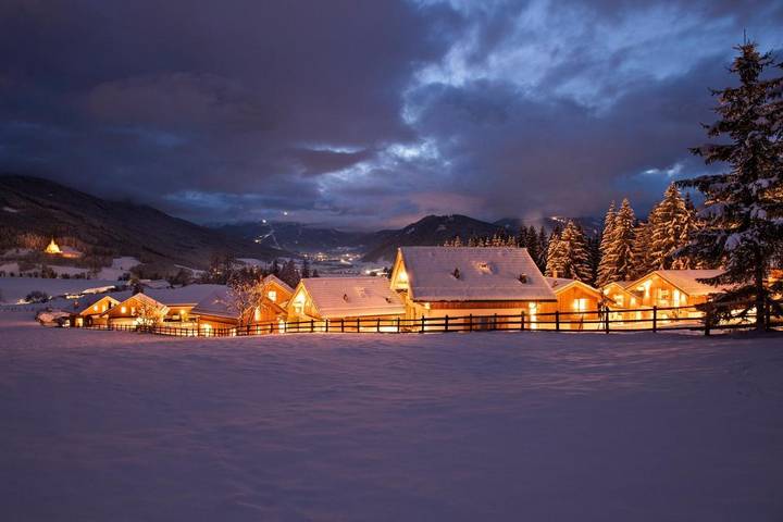 Chalet für 8 Personen, mit Garten und Pool sowie Sauna und Ausblick im Salzburger Land - 4