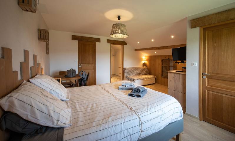 Chambres d'hôtes nos racines - le tson - Chambre avec espace de travail - salon et cuisine partagée in Saulxures-sur-Moselotte, Parc naturel régional des Ballons des Vosges
