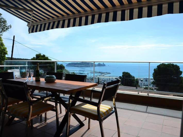 Casa rural para 6 personas, con Balcón además de Terraza y Jardín en L' Estartit