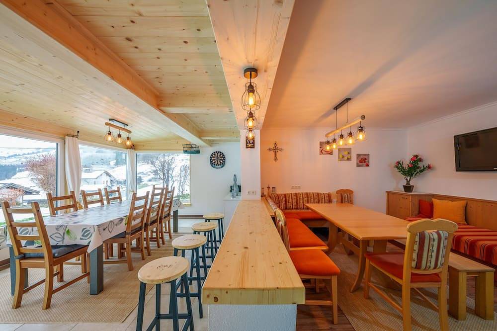 Ganze Wohnung, Ferienwohnung bis zu 8 Personen ! Keine Hunde ! in Tuxer Alpen, Hintertux