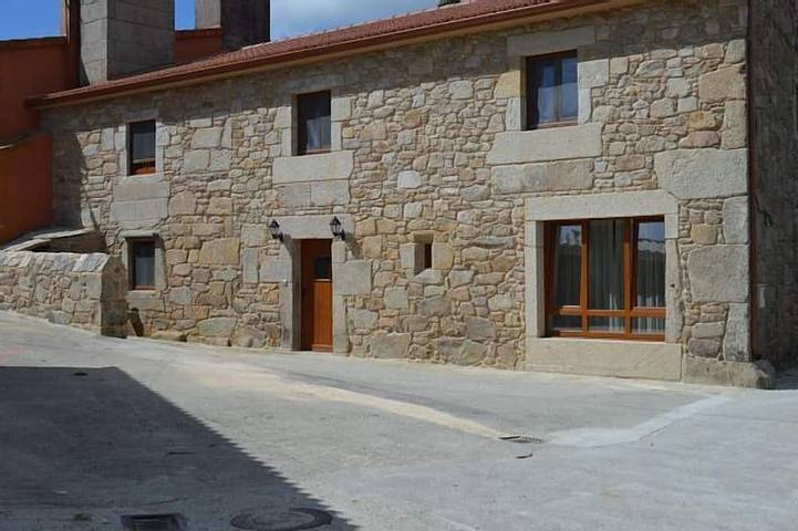 Casa rural para 15 personas, con jardín, Se admiten mascotas - 1