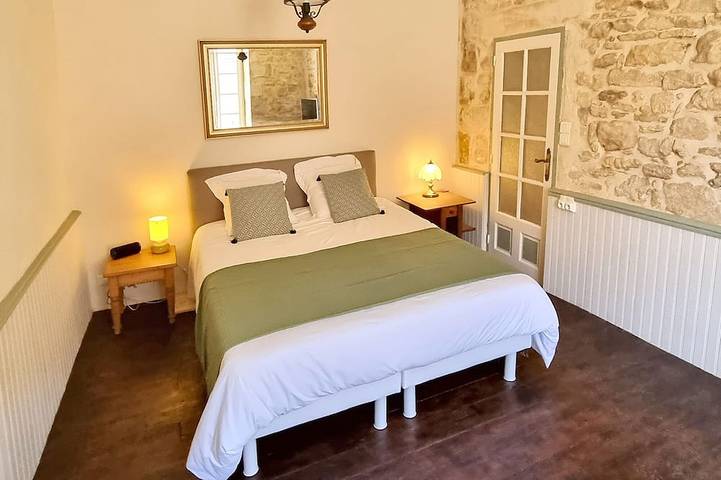 Location de vacances pour 2 personnes, avec terrasse à Saint-Vincent-de-Cosse - 2