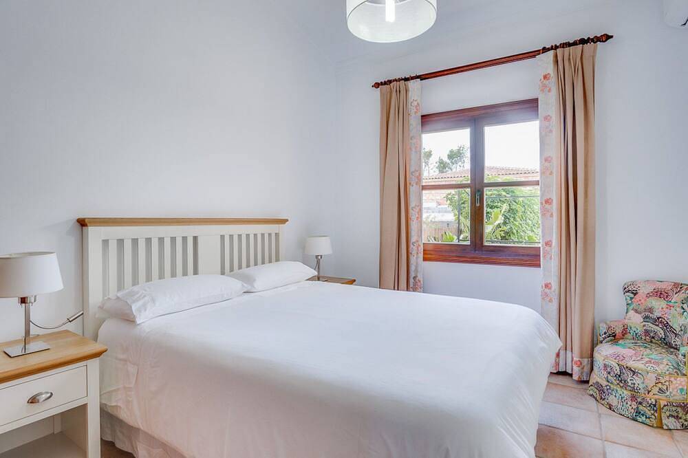 Villa Portals Nous by Priority Villas in Portals Nous, Calvià
