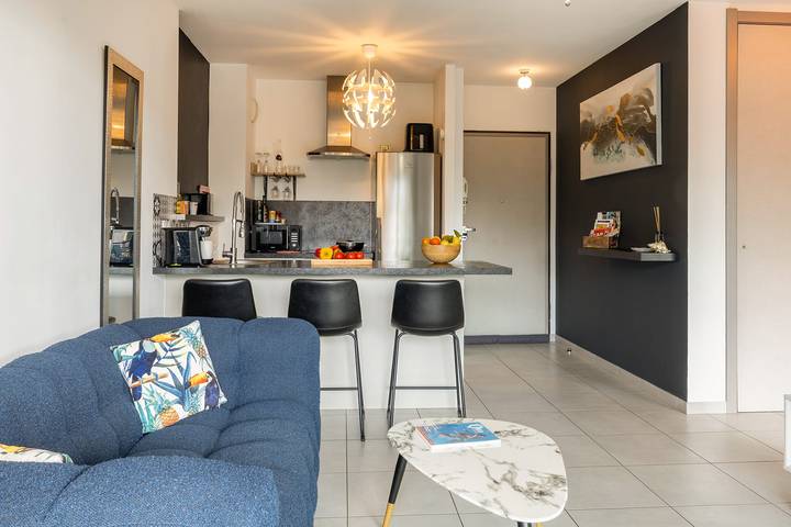 Ferienwohnung für 2 Personen, mit Terrasse in Bastia